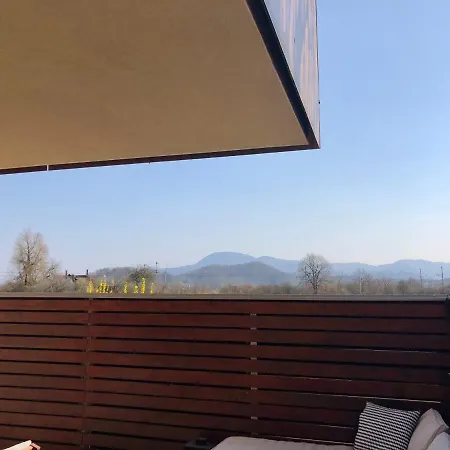 Jenny With Jacuzzi 公寓