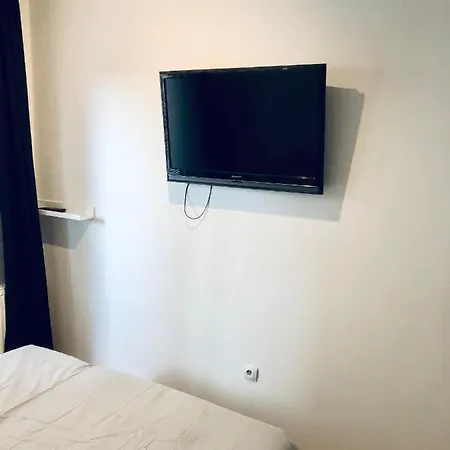 Jenny With Jacuzzi *