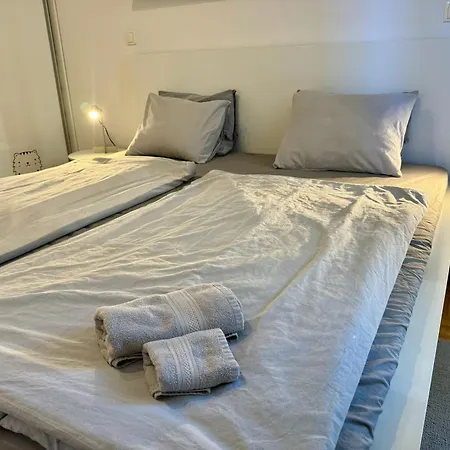 Jenny With Jacuzzi * Brezovica