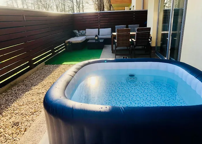 Jenny With Jacuzzi Διαμέρισμα *