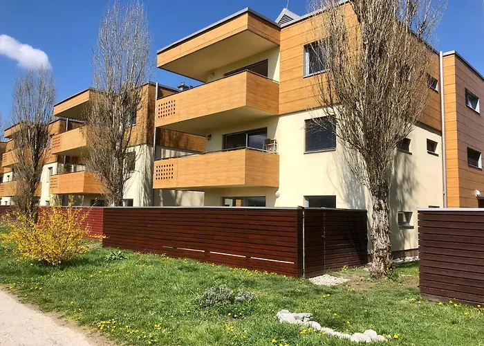 Jenny With Jacuzzi Brezovica