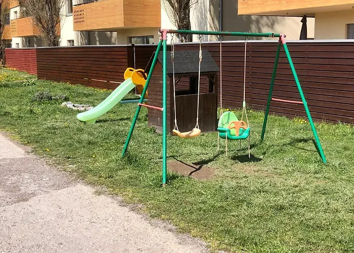 Jenny With Jacuzzi Brezovica